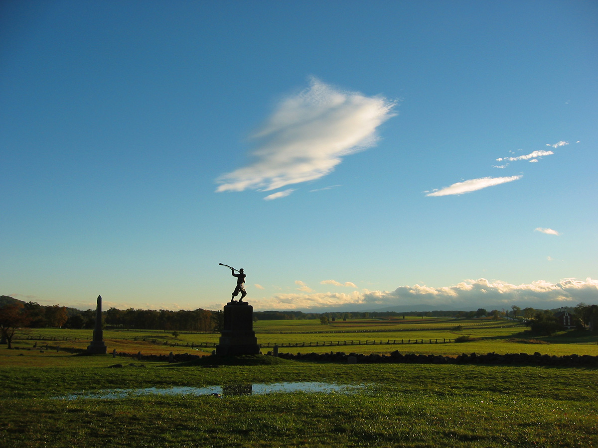 Ghost On The Hill: Gettysburg NMP / The Angle